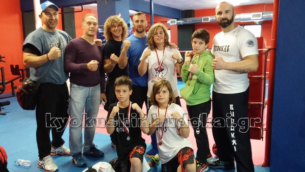 Πολλές πρωτιές της σχολής μας στους διασυλλογικούς αγώνες Kick boxing – Muai Tai Κεντρικής Ελλάδας