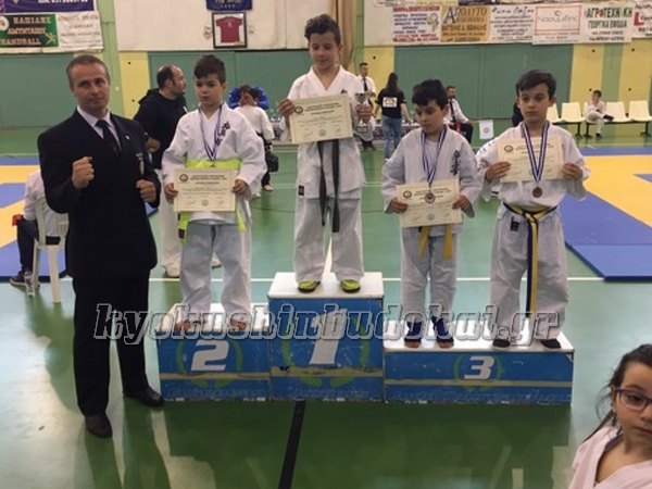 Πρωτιές και διακρίσεις για τη Budokai Fighters Papapoulios στο Διασυλλογικό Πρωτάθλημα Budokai στο Αμύνταιο