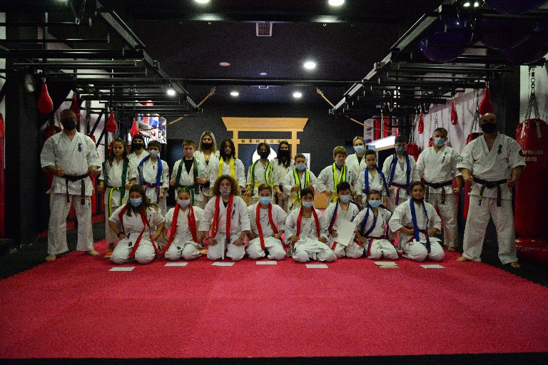 PAPAPOULIOS Budokai Fighters Club: Ολοκληρώθηκαν επιτυχώς οι εξετάσεις έγχρωμων Ζωνών (ΜΕΡΟΣ 1ο)