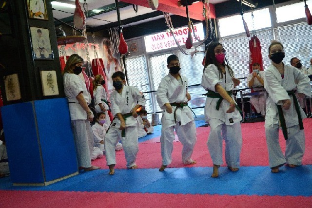 PAPAPOULIOS BUDOKAI FIGHTERS CLUB: ΟΛΟΚΛΗΡΩΘΗΚΑΝ ΕΠΙΤΥΧΩΣ ΟΙ ΕΞΕΤΑΣΕΙΣ ΕΓΧΡΩΜΩΝ ΖΩΝΩΝ (ΜΕΡΟΣ 4)