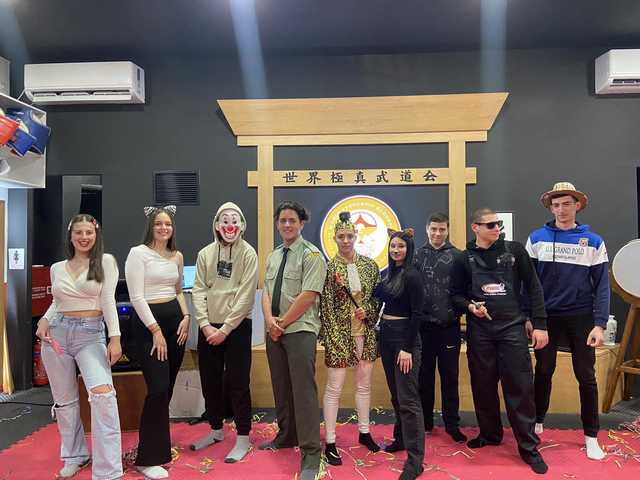 «PAPAPOULIOS Budokai Fighters Club»: Κοπές πιτών & Αποκριάτικα πάρτι για τις ομάδες των σχολών