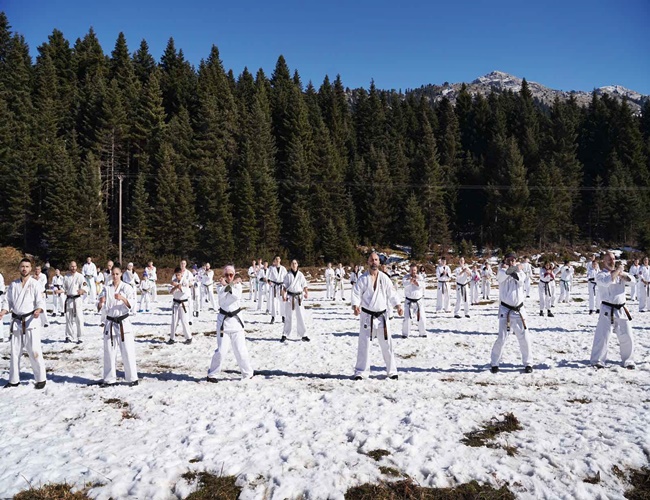 Με μεγάλη συμμετοχή και επιτυχία το 12ο Winter camp της WKB Hellas στο Περτούλι Τρικάλων